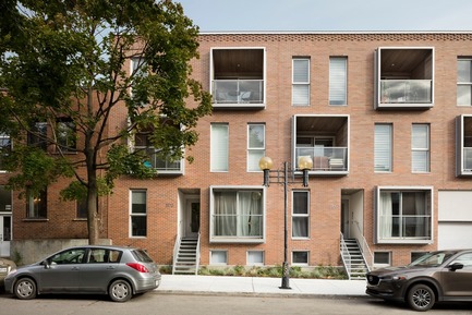 Dossier de presse | 1676-02 - Communiqué de presse | Le Jardinier - ADHOC architectes - Architecture résidentielle - Façade avant - Crédit photo : Maxime Brouillet