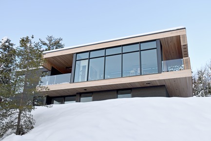 Dossier de presse | 2263-03 - Communiqué de presse | Résidence Le Nid : surplomb sur le fleuve Saint-Laurent - Anne Carrier Architectes - Architecture résidentielle - Crédit photo :  ACA  