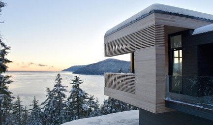 Dossier de presse | 2263-03 - Communiqué de presse | Résidence Le Nid : surplomb sur le fleuve Saint-Laurent - Anne Carrier Architectes - Architecture résidentielle - Crédit photo :  ACA  
