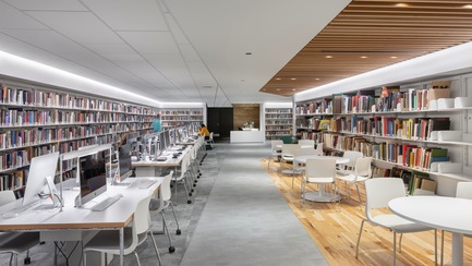 Dossier de presse | 1152-11 - Communiqué de presse | Mise en lumière et réaménagement de la Bibliothèque de l’Université Bishop’s - LumiGroup - Architecture institutionnelle - Crédit photo : Stéphane Groleau