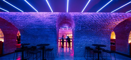 Dossier de presse | 3724-04 - Communiqué de presse | Bala Perdida Club - EL EQUIPO CREATIVO - Design d’intérieur commercial - Crédit photo : Adrià Goula