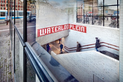 Dossier de presse | 3271-01 - Communiqué de presse | Metro Oostlijn - GROUP A - Architecture institutionnelle - Large void, Waterlooplein - Crédit photo : Digidaan, Amsterdam