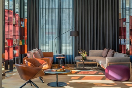 Dossier de presse | 1472-02 - Communiqué de presse | Hotel Andaz - Concrete Amsterdam - Design d’intérieur commercial -  The lobby  - Crédit photo : Wouter van der Sar for concrete