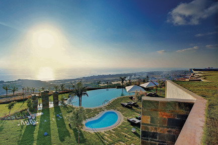 Dossier de presse | 3917-01 - Communiqué de presse | Senses, a Nature-Embedded Pool-House - Wael Farran Studio - Architecture résidentielle - Crédit photo : Genia Maalouf