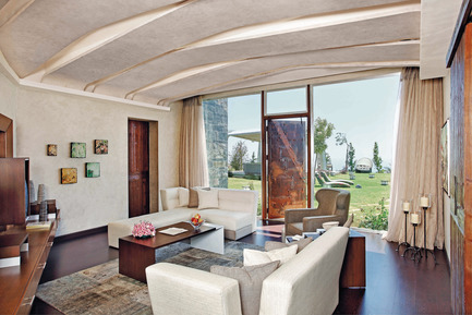 Dossier de presse | 3917-01 - Communiqué de presse | Senses, a Nature-Embedded Pool-House - Wael Farran Studio - Architecture résidentielle - Crédit photo : Genia Maalouf