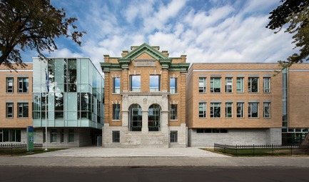 Dossier de presse | 774-10 - Communiqué de presse | L’Ordre des architectes du Québec dévoile les gagnants de ses Prix d’excellence en architecture 2019 - Ordre des architectes du Québec (OAQ) - Concours - EcoleBaril_BBBL - Crédit photo : Stéphane Brügger