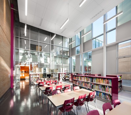 Dossier de presse | 774-10 - Communiqué de presse | L’Ordre des architectes du Québec dévoile les gagnants de ses Prix d’excellence en architecture 2019 - Ordre des architectes du Québec (OAQ) - Concours - EcoleBaril_BBBL - Crédit photo : Stéphane Brügger