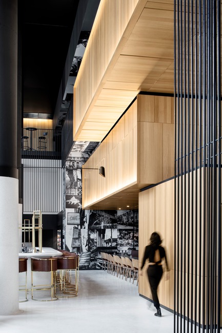 Dossier de presse | 774-10 - Communiqué de presse | L’Ordre des architectes du Québec dévoile les gagnants de ses Prix d’excellence en architecture 2019 - Ordre des architectes du Québec (OAQ) - Concours - Hotel Monville_ACDF - Crédit photo :         Adrien Williams