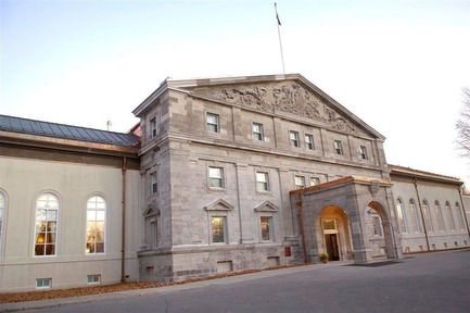 Dossier de presse | 612-14 - Communiqué de presse | Trois nouveaux directeurs nommés au sein d’EVOQ Architecture, assurant la pérennité de l’entreprise. - EVOQ Architecture - Architecture institutionnelle - Rideau Hall - Crédit photo : EVOQ Architecture