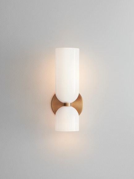 Press kit | 1665-03 - Press release | Lightmaker Studio Reimagines the Wall Sconce at ICFF 2019 in New York City - Lightmaker Studio - Lighting Design - Edie - Photo credit: Lisa Petrole