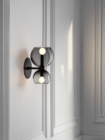 Press kit | 1665-03 - Press release | Lightmaker Studio Reimagines the Wall Sconce at ICFF 2019 in New York City - Lightmaker Studio - Lighting Design - Betty - Photo credit: Lisa Petrole