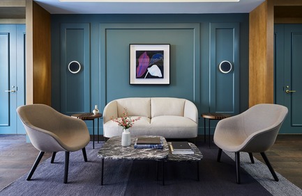 Press kit | 2718-02 - Press release | Kimpton Saint George Hotel - Mason Studio - Commercial Interior Design -   Meeting room lounge   - Photo credit: Naomi Finlay