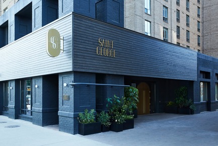 Press kit | 2718-02 - Press release | Kimpton Saint George Hotel - Mason Studio - Commercial Interior Design - Hotel entrance - Photo credit: Naomi Finlay