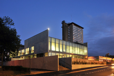 Dossier de presse | 748-04 - Communiqué de presse | Être et transmettre Michel W. Kagan, architecte et pédagogue (1953-2009) - Centre de design de l'UQAM - Évènement + Exposition - Centre socio-culturel des Champs Manceaux, Rennes, 2012, photo JC Bachelot - Crédit photo : Agence Michel Kagan Architecture & Associés