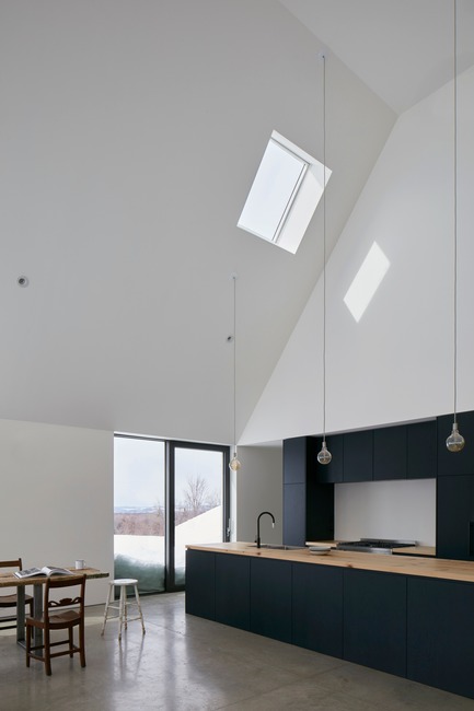 Press kit | 1914-01 - Press release | Hatley House - Pelletier de Fontenay in collaboration with François Abbott - Residential Architecture - Photo credit: James Brittain