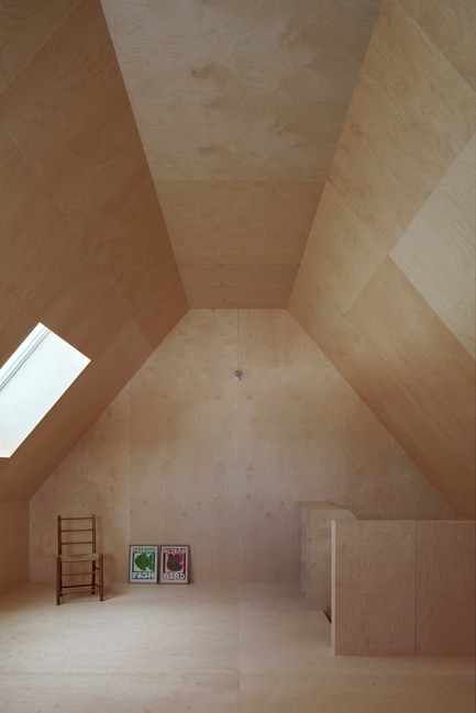 Press kit | 1914-01 - Press release | Hatley House - Pelletier de Fontenay in collaboration with François Abbott - Residential Architecture - Photo credit: James Brittain