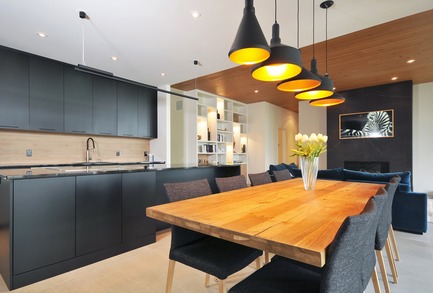 Press kit | 3463-02 - Press release | Up There ! - ESPACE VITAL architecture - Residential Architecture - Kitchen and dining room<br> - Photo credit: Stéphane Lemire<br>