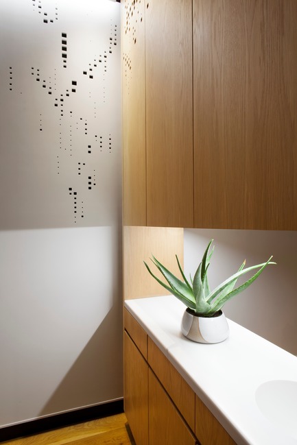 Press kit | 2757-09 - Press release | Montalba Architects Masterfully Conjurs Small Projects with Big Ideas - Montalba Architects - Art -  Interior cohesion: A glimpse of the innovative, perforation design details.&nbsp;  - Photo credit:  Mitch Tobias  