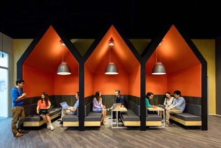 Dossier de presse | 3593-02 - Communiqué de presse | SOHO 3Q Coworking Spaces:the Story of Creating the First CoworkingSpaces in China - anySCALE Architecture Design - Design d’intérieur commercial - SOHO 3Q DANLING  - Crédit photo : Jerry Yin