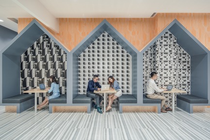 Dossier de presse | 3593-02 - Communiqué de presse | SOHO 3Q Coworking Spaces:the Story of Creating the First CoworkingSpaces in China - anySCALE Architecture Design - Design d’intérieur commercial -  SOHO 3Q TIANSHAN  - Crédit photo :  SOHO China 
