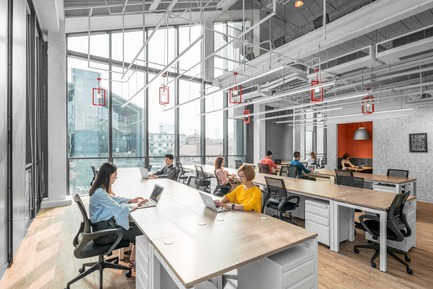Dossier de presse | 3593-02 - Communiqué de presse | SOHO 3Q Coworking Spaces:the Story of Creating the First CoworkingSpaces in China - anySCALE Architecture Design - Design d’intérieur commercial -  SOHO 3Q FUXING PLAZA C  - Crédit photo : CreatAR