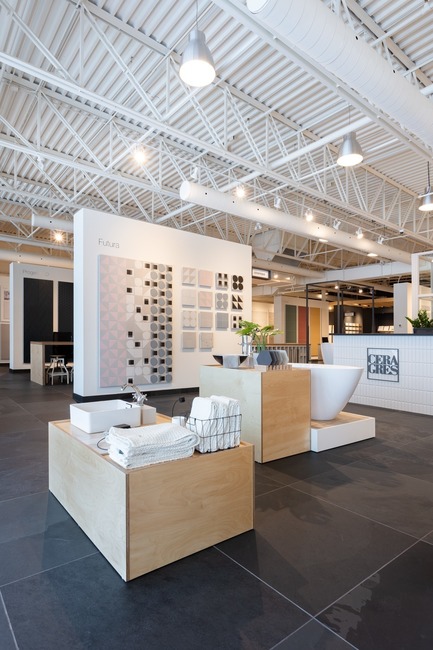 Dossier de presse | 846-29 - Communiqué de presse | Céragrès s’installe à Laval et ouvre les portes de son plus grand atelier-boutique au Canada - Céragrès - Design d’intérieur commercial - Crédit photo : Céragrès