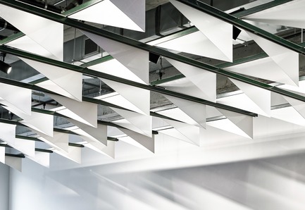 Press kit | 2682-01 - Press release | Innovation Through Design - The Symbiotic Link Between Branding and Architecture - Williamson Williamson Inc. - Commercial Interior Design - Pilot Ossington Ave. Cafe: A detail of the custom ceiling panels.&nbsp; - Photo credit: Scott Norsworthy