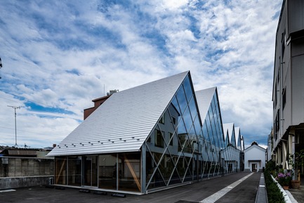 Dossier de presse | 3544-01 - Communiqué de presse | Tomioka Chamber of Commerce and Industry - Tezuka Architects - Architecture institutionnelle - Crédit photo : Katsuhisa Kida/FOTOTECA