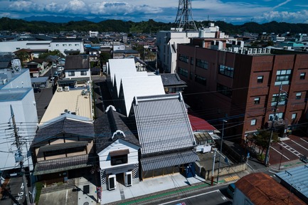 Dossier de presse | 3544-01 - Communiqué de presse | Tomioka Chamber of Commerce and Industry - Tezuka Architects - Architecture institutionnelle - Crédit photo : Katsuhisa Kida/FOTOTECA