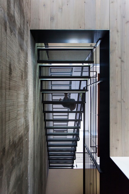 Press kit | 720-14 - Press release | Maison Atelier yh2 - yh2 - Residential Architecture - Photo credit: Francis Pelletier