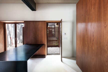 Press kit | 720-14 - Press release | Maison Atelier yh2 - yh2 - Residential Architecture - Photo credit: Francis Pelletier
