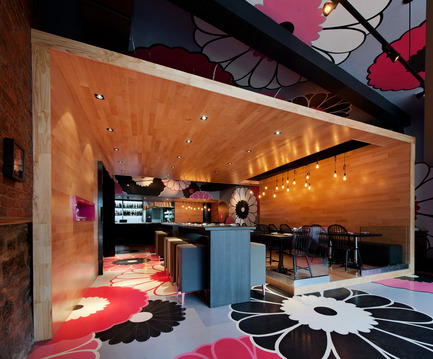 Dossier de presse | 760-05 - Communiqué de presse | Parfum de démesure Bistro japonais Kinoya - Jean de Lessard, Designers Créatifs - Design d’intérieur commercial - Crédit photo : M David Giral 