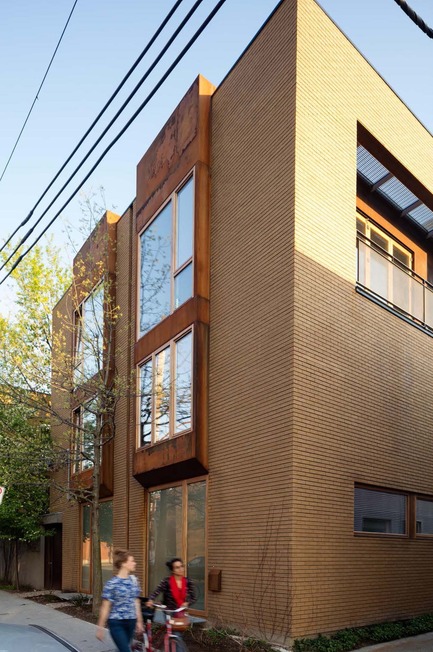 Press kit | 720-14 - Press release | Maison Atelier yh2 - yh2 - Residential Architecture - Photo credit: Maxime Brouillet