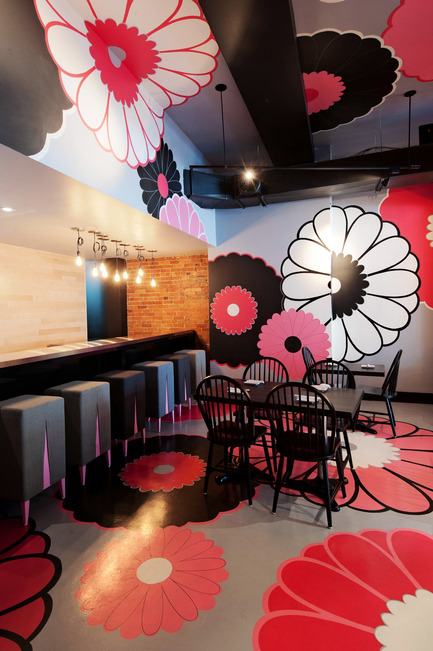 Dossier de presse | 760-05 - Communiqué de presse | Parfum de démesure Bistro japonais Kinoya - Jean de Lessard, Designers Créatifs - Design d’intérieur commercial - Crédit photo : M David Giral 