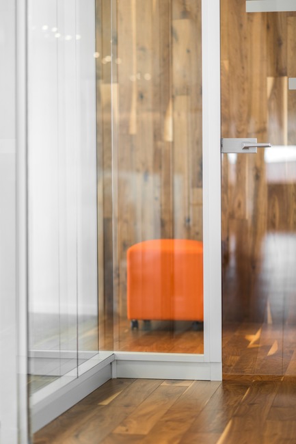 Dossier de presse | 1536-03 - Communiqué de presse | Gravel², bureau d’avocats - Luc Plante architecture + design - Design d’intérieur commercial - Gravel², bureau d’avocats par Luc Plante architecture + design - Crédit photo : Boyer média