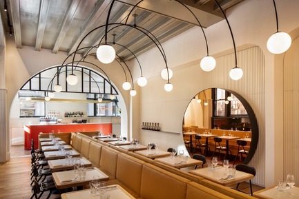 Dossier de presse | 1180-03 - Communiqué de presse | BlazysGérard signe l’aménagement du restaurant Dandy:quand sobriété rime avec raffinement - BlazysGérard - Design d’intérieur commercial - Crédit photo :  Adrien Williams 