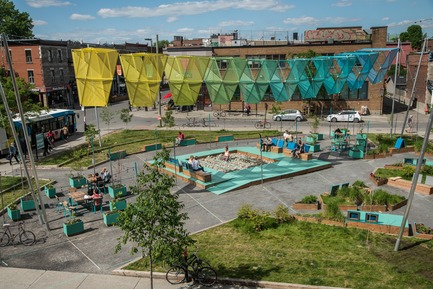 Press kit | 3969-01 - Press release | This summer on the Avenue: L’Aire – where shapes, light, and shade come together - Société de développement de l’avenue du Mont-Royal - Urban Design - Photo credit:         Bernard Fougères