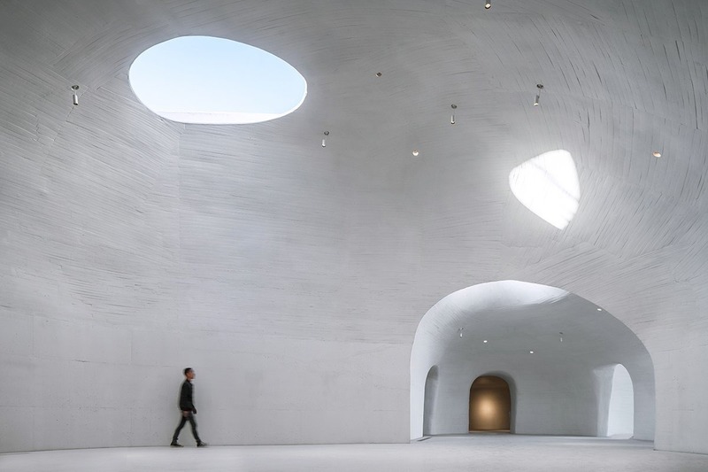 Dossier de presse | 3976-01 - Communiqué de presse | 2019 AZ Awards Winner: UCCA Dune Art Museum - OPEN Architecture - Architecture institutionnelle - Main gallery  - Crédit photo : WU Qingshan
