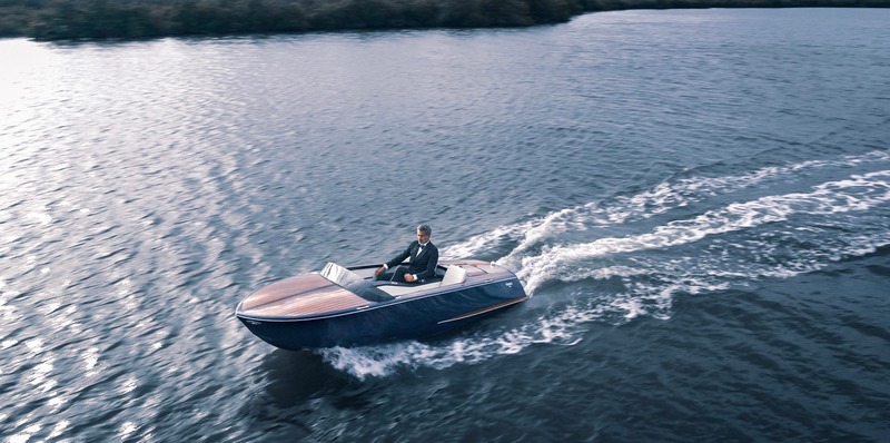 Dossier de presse | 3319-04 - Communiqué de presse | Beau Lake introduces the Tahoe ’14 and Lugano ’14 Electric Runabouts - Beau Lake - Produit - Crédit photo : Olivier Staub