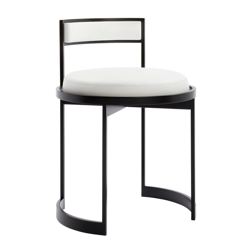 Dossier de presse | 3701-01 - Communiqué de presse | Powell & Bonnell Launch 10 New Products - Powell & Bonnell - Produit -  <p class="" style="">Nobi Vanity Stool</p><p class="" style=""><br></p> <p class="">Designed by Powell &amp; Bonnell’s Kiyoshi Sakurai</p><p class="">Contemporary metal frame swivel vanity stool with cushion seat and backrest.  </p>  - Crédit photo : Margaret Mulligan 