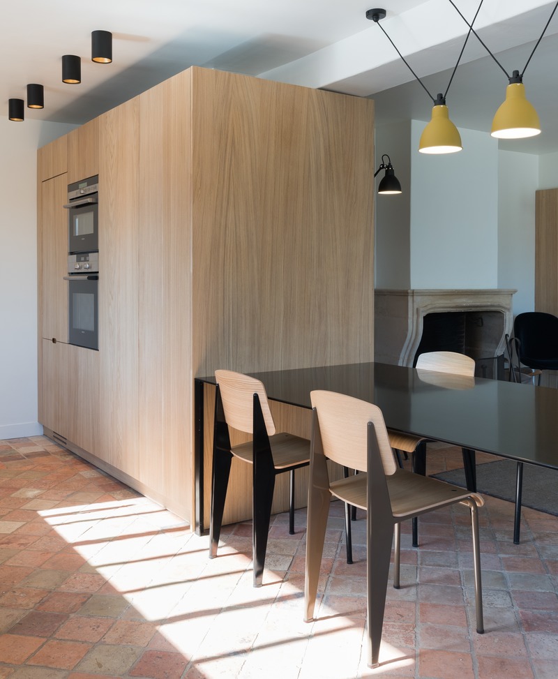 Press kit | 2180-03 - Press release | Seaside House - Martins | Afonso atelier de design - Residential Interior Design - Kitchen - Photo credit: Mickaël Martins Afonso
