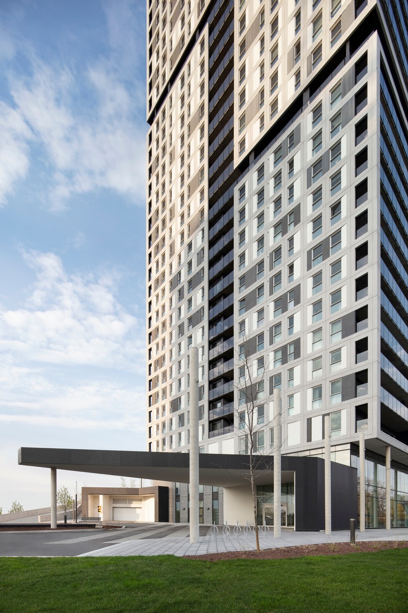 Press kit | 1317-08 - Press release | Panorama: Rising to the Challenge - ACDF Architecture - Residential Architecture - Photo credit: Adrien Williams