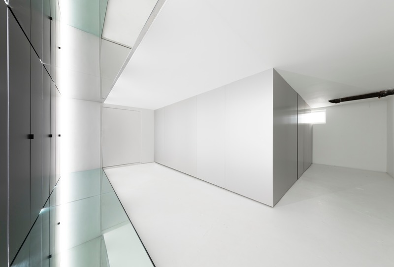 Dossier de presse | 937-02 - Communiqué de presse | Immeubles infinis : bâtiments dans un bâtiment - Jean-Maxime Labrecque Architecte - Art - <p>Immeuble infini 1</p><p>et pièce carrée</p> - Crédit photo : Frédéric Bouchard