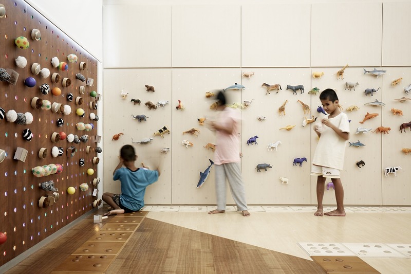 Dossier de presse | 1080-29 - Communiqué de presse | INSIDE 2019 Shortlist Reveals most Insta-friendly Designs - INSIDE: World Festival of Interiors - Concours - Classroom Makeover for the Blind by Creative Crews - Crédit photo : Creative Crews