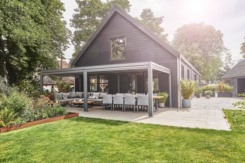 Dossier de presse | 688-06 - Communiqué de presse | Jardin de Ville dévoile ses nouveaux abris de jardin pour l'été 2019 - Jardin de Ville - Design industriel -  Close-up  - Crédit photo : Jardin de Ville