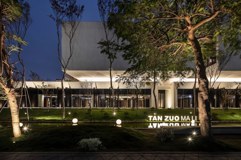 Dossier de presse | 2213-03 - Communiqué de presse | Green Isle: Out-Of-The-Box Thinking Creates New Restaurant Concept - Chain10 Architecture & Interior Design Institute - Architecture commerciale - Grill restaurant - Crédit photo : Moooten Studio / Qimin Wu