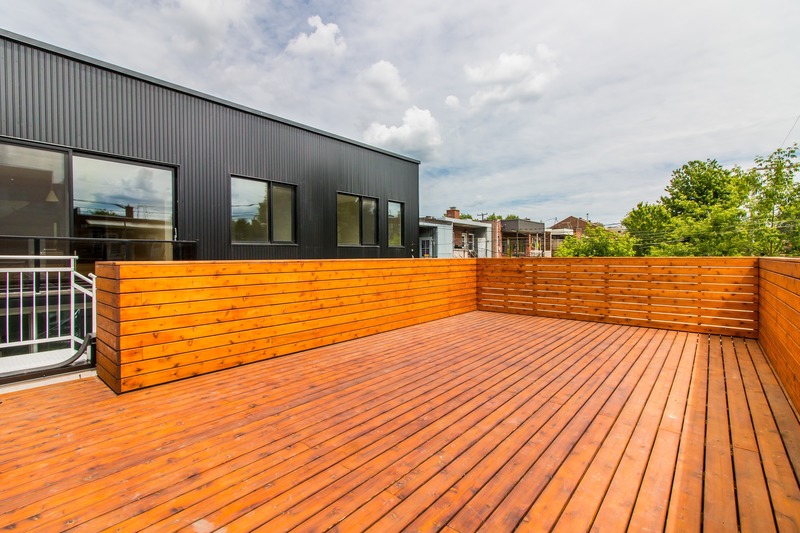 Dossier de presse | 3946-01 - Communiqué de presse | Le Castor Des Érables - Parkhouse - Design d’intérieur résidentiel - Terrasse Split-Level - Crédit photo : Parkhouse/Bardagi