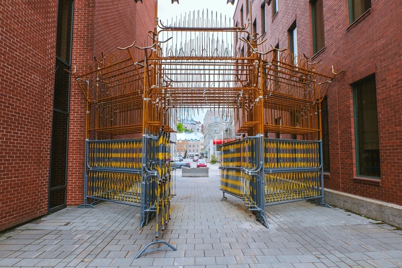 Dossier de presse | 2402-03 - Communiqué de presse | Passages Insolites 6e édition - EXMURO arts publics - Art - Le portail - BGL (Québec) - Crédit photo : Stéphane Bourgeois