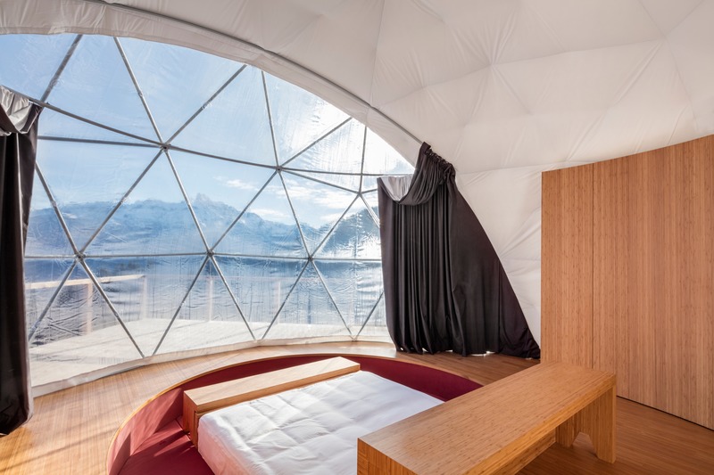 Press kit | 2757-10 - Press release | Montalba Architects Unveils New Hospitality Projects - Montalba Architects - Commercial Architecture - The pod design was inspired by the concept of Zen as well as Wu Ting movement theory, which derives from the energies connected to the elements of earth, water, wood, metal and fire. - Photo credit: Delphine Burtin