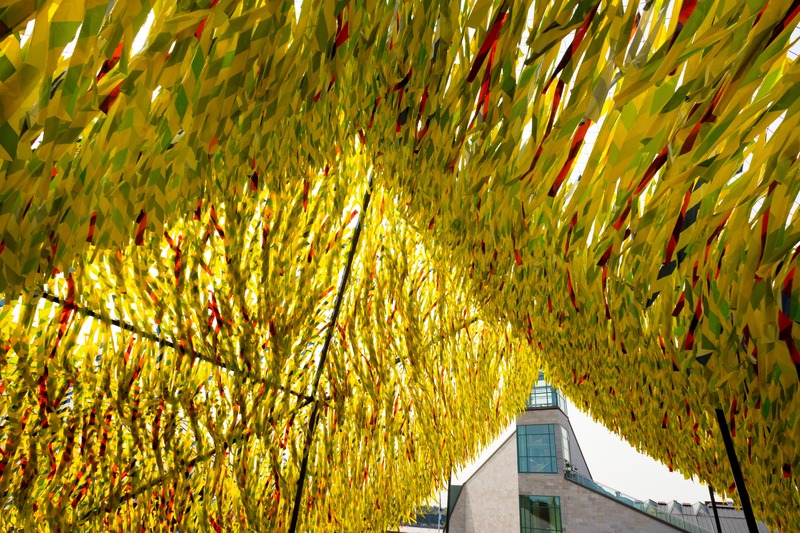 Press kit | 837-31 - Press release | Roof Line Garden II at the Musée de la civilisation and Swing Line Garden at the Reford Gardens by Julia Jamrozik and Coryn Kempster - International Garden Festival / Reford Gardens - Event + Exhibition - <p>Roof Line Garden II</p><p>by Julia Jamrozik &amp; Coryn Kempster</p> - Photo credit: Marie-Josée Marcotte, Icône